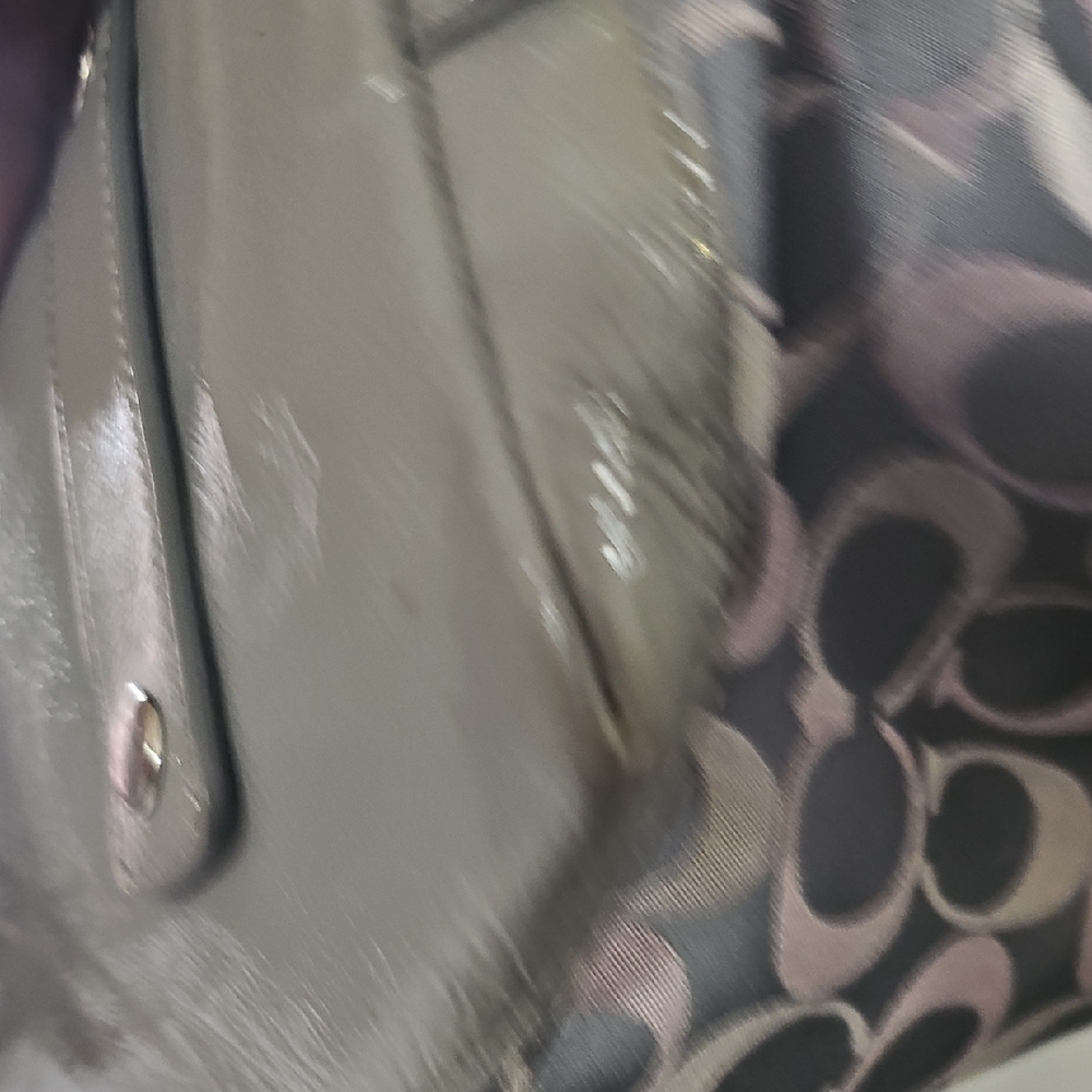 Coach Gray and Cream Tote Bag - Picture 8 of 11